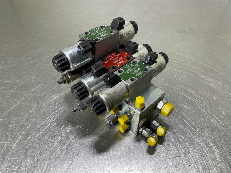 Mecalac 12MTX-6090341-NG6 Valve/Ventile/Ventiel - Hydraulics for Construction machinery: picture 1 Mecalac 12MTX-6090341-NG6 Valve/Ventile/Ventiel - Hydraulics for Construction machinery: picture 1