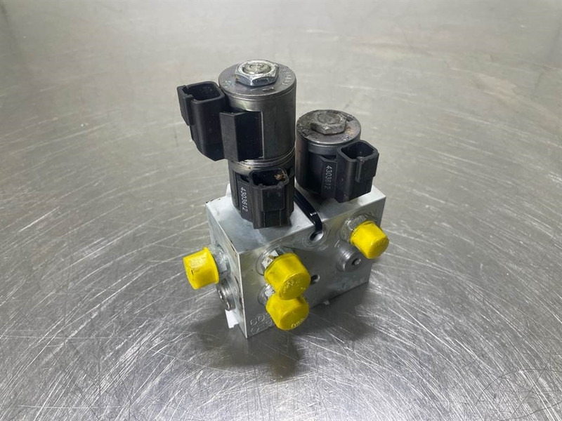 Mecalac 12MTX-6090387-Servo valve/Servoventil/Servoventiel - Hydraulics for Construction machinery: picture 2 Mecalac 12MTX-6090387-Servo valve/Servoventil/Servoventiel - Hydraulics for Construction machinery: picture 2