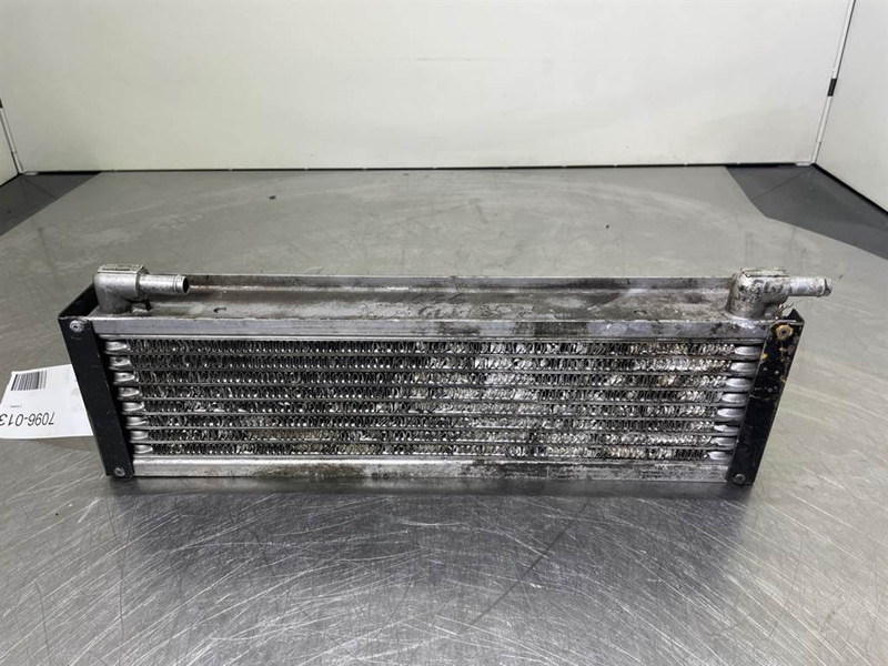 New Holland W110C - Cooler/Kühler/Koeler - Engine for Construction machinery: picture 1 New Holland W110C - Cooler/Kühler/Koeler - Engine for Construction machinery: picture 1