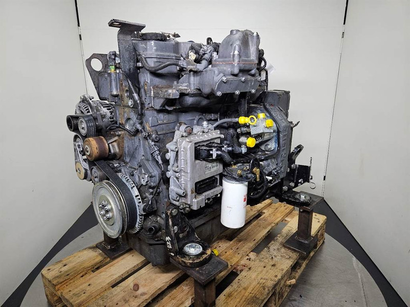 New Holland W110C-FPT F4HFE413J-Engine/Motor - Engine for Construction machinery: picture 2 New Holland W110C-FPT F4HFE413J-Engine/Motor - Engine for Construction machinery: picture 2