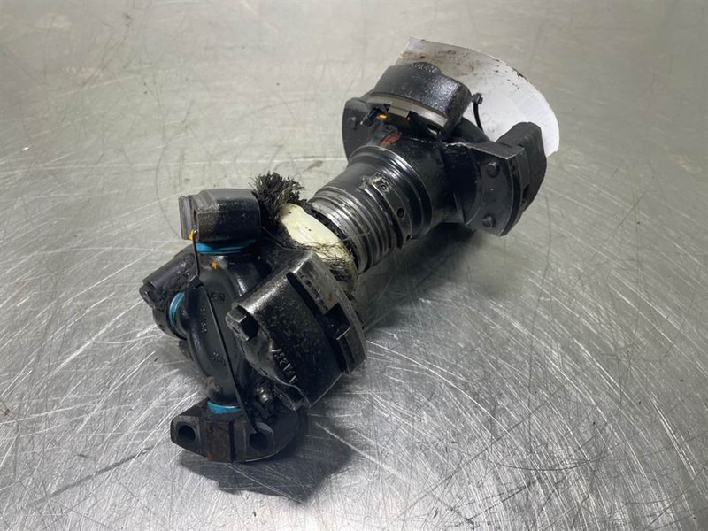 O & K L25.5 - Propshaft/Gelenkwelle/Cardanas - Axle and parts for Construction machinery: picture 2 O & K L25.5 - Propshaft/Gelenkwelle/Cardanas - Axle and parts for Construction machinery: picture 2