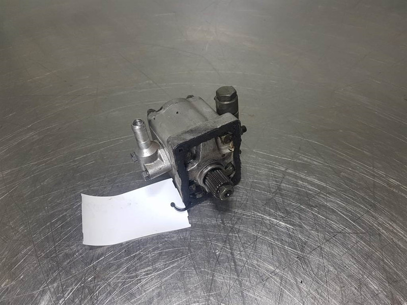 Perkins T4.236-XugpaBnuka A42X-Gearpump/Zahnradpumpe - Hydraulics for Construction machinery: picture 2 Perkins T4.236-XugpaBnuka A42X-Gearpump/Zahnradpumpe - Hydraulics for Construction machinery: picture 2