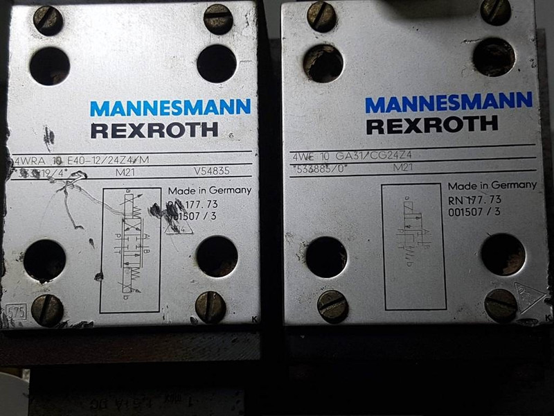 Rexroth 4WE10GA31/CG24Z4 - Valve/Ventile/Ventiel - Hydraulics: picture 4 Rexroth 4WE10GA31/CG24Z4 - Valve/Ventile/Ventiel - Hydraulics: picture 4