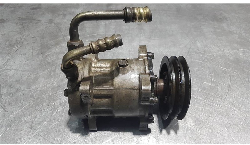 SANDEN U4652 - Compressor/Kompressor/Aircopomp - A/C compressor for Construction machinery: picture 2 SANDEN U4652 - Compressor/Kompressor/Aircopomp - A/C compressor for Construction machinery: picture 2