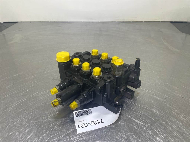 Schaeff SKL834-5520661860-Parker-Valve/Ventile/Ventiel - Hydraulics for Construction machinery: picture 2 Schaeff SKL834-5520661860-Parker-Valve/Ventile/Ventiel - Hydraulics for Construction machinery: picture 2