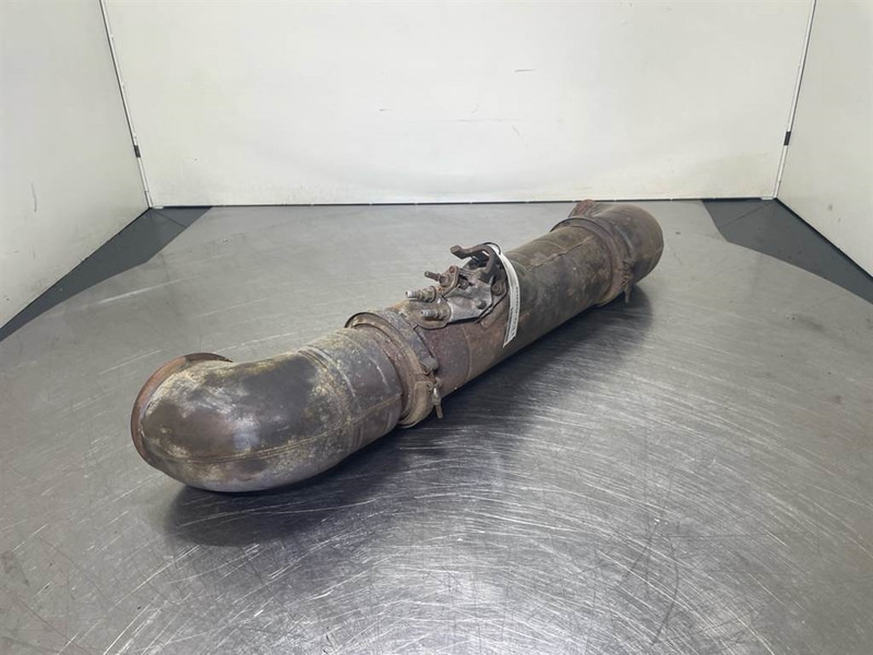 Sennebogen 835E - Exhaust pipe/Auspuff/Uitlaat - Engine for Construction machinery: picture 4 Sennebogen 835E - Exhaust pipe/Auspuff/Uitlaat - Engine for Construction machinery: picture 4
