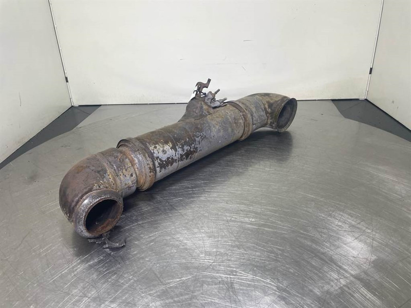 Sennebogen 835E - Exhaust pipe/Auspuff/Uitlaat - Engine for Construction machinery: picture 2 Sennebogen 835E - Exhaust pipe/Auspuff/Uitlaat - Engine for Construction machinery: picture 2