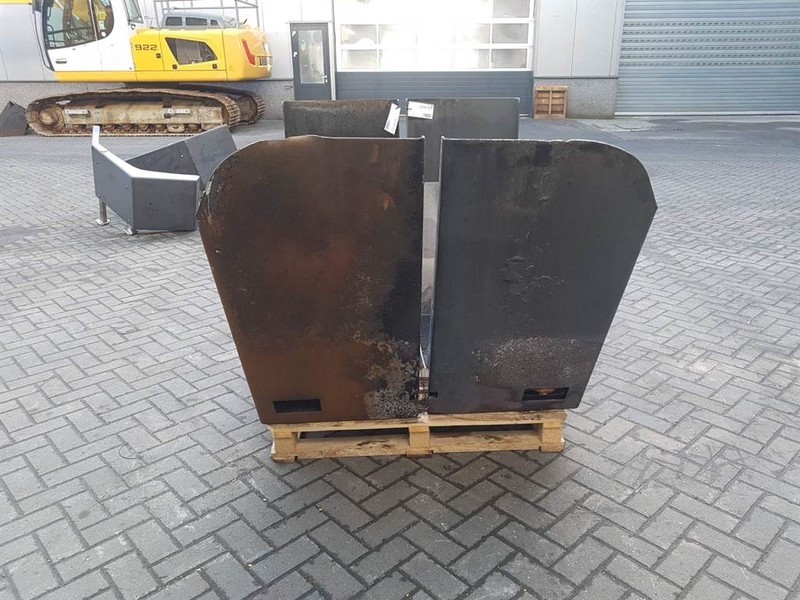 Terex TL260-0457006030-Mud guard/Kotfluegel/Spatbord - Fender for Construction machinery: picture 4 Terex TL260-0457006030-Mud guard/Kotfluegel/Spatbord - Fender for Construction machinery: picture 4