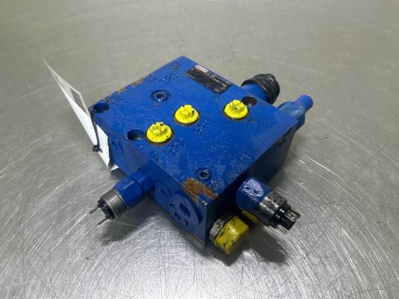 Terex TW150-4695325-Compact brake block - Hydraulics for Construction machinery: picture 5 Terex TW150-4695325-Compact brake block - Hydraulics for Construction machinery: picture 5