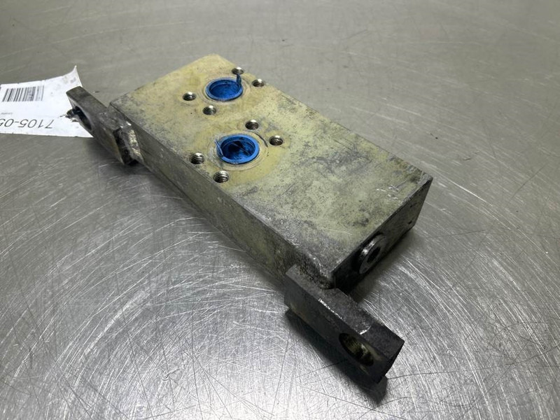 Terex TW150-6058150-Distributor/Verteiler - Hydraulics for Construction machinery: picture 3 Terex TW150-6058150-Distributor/Verteiler - Hydraulics for Construction machinery: picture 3