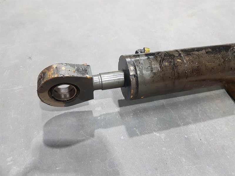 - Tilt cylinder/Kippzylinder/Nijgcilinder - Hydraulics: picture 2 - Tilt cylinder/Kippzylinder/Nijgcilinder - Hydraulics: picture 2