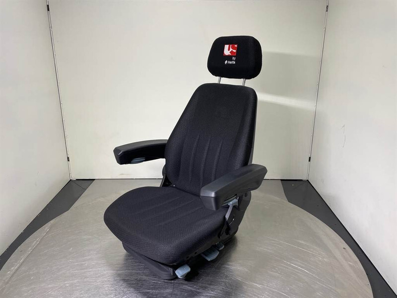 United Seats HIGHLANDER FABRIC 24V-Driver seat/Fahrersitz - Cab and interior for Construction machinery: picture 2 United Seats HIGHLANDER FABRIC 24V-Driver seat/Fahrersitz - Cab and interior for Construction machinery: picture 2