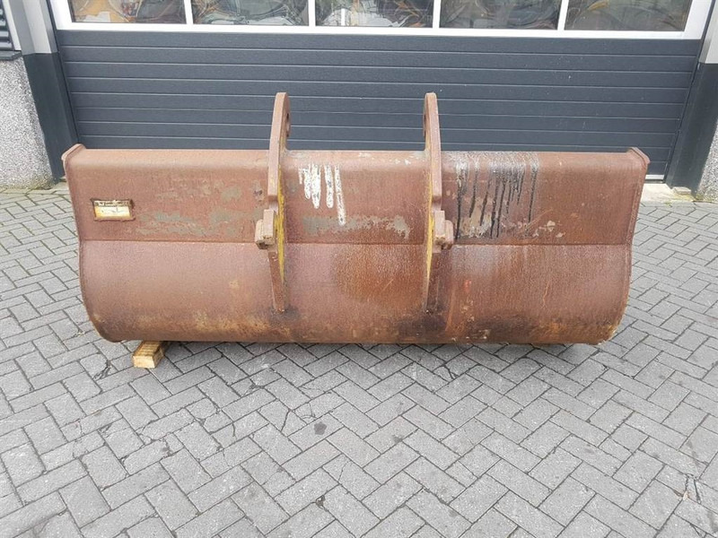 Verachtert CW30 - 2,20 mtr - Bucket/Tieflöffel/Dichte bak - Bucket for Construction machinery: picture 2 Verachtert CW30 - 2,20 mtr - Bucket/Tieflöffel/Dichte bak - Bucket for Construction machinery: picture 2