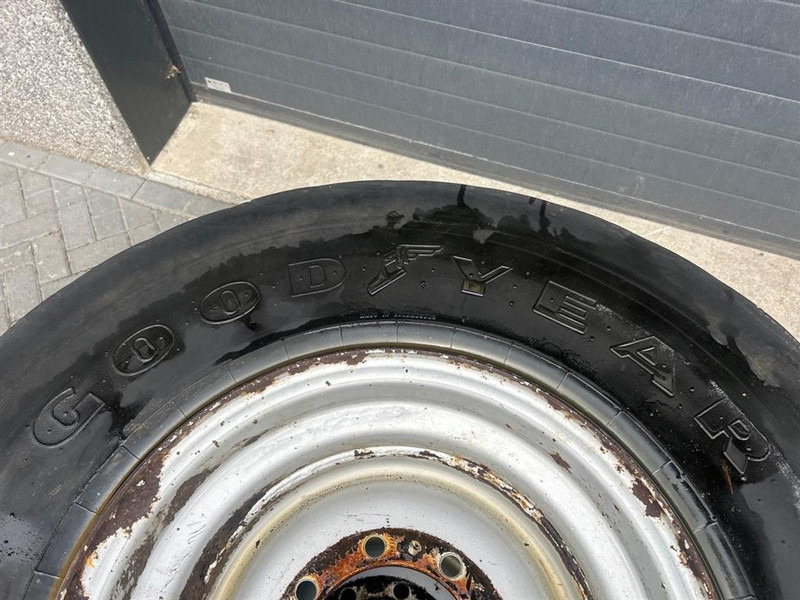 Volvo L40B-TP Speeder-Goodyear 17.5R25-Tire/Reifen/Band - Wheels and tires for Construction machinery: picture 4 Volvo L40B-TP Speeder-Goodyear 17.5R25-Tire/Reifen/Band - Wheels and tires for Construction machinery: picture 4