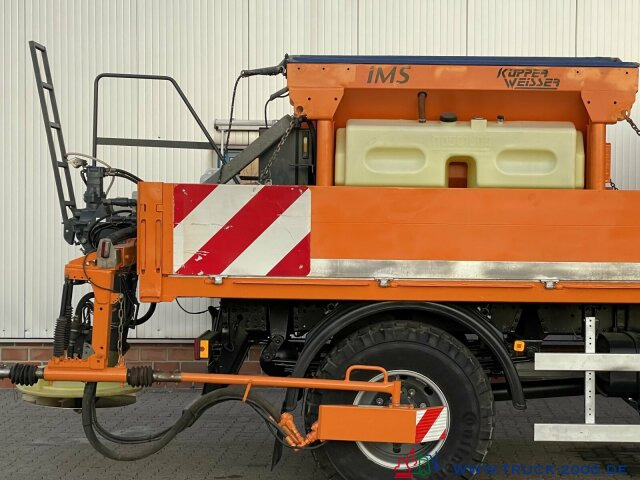 2m3 Winter Feuchtsalzstreuer Außenradantrieb - Sand/ Salt spreader for Utility/ Special vehicle: picture 1 2m3 Winter Feuchtsalzstreuer Außenradantrieb - Sand/ Salt spreader for Utility/ Special vehicle: picture 1