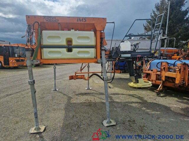 2m3 Winter Feuchtsalzstreuer Außenradantrieb - Sand/ Salt spreader for Utility/ Special vehicle: picture 5 2m3 Winter Feuchtsalzstreuer Außenradantrieb - Sand/ Salt spreader for Utility/ Special vehicle: picture 5
