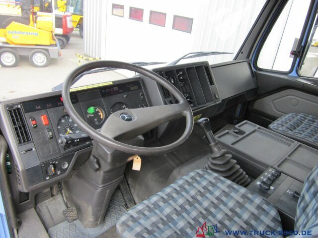 Mercedes-Benz 1831 4x4 Menzi Muck Baum Stubben - Wurzelfräse - Construction machinery: picture 3 Mercedes-Benz 1831 4x4 Menzi Muck Baum Stubben - Wurzelfräse - Construction machinery: picture 3