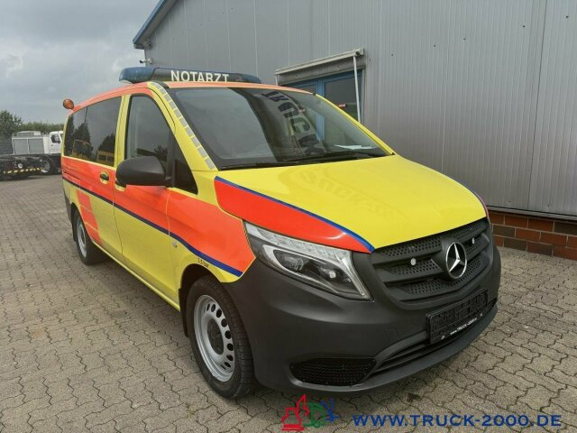 Mercedes-Benz Vito 116 CDI 4x4 Notarzt Rettung Ambulance - Ambulance: picture 1 Mercedes-Benz Vito 116 CDI 4x4 Notarzt Rettung Ambulance - Ambulance: picture 1