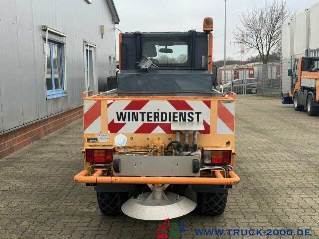 Multicar Tremo X56 Winterdienst Streuer + Besen NUR 14TKM - Road sweeper: picture 4 Multicar Tremo X56 Winterdienst Streuer + Besen NUR 14TKM - Road sweeper: picture 4