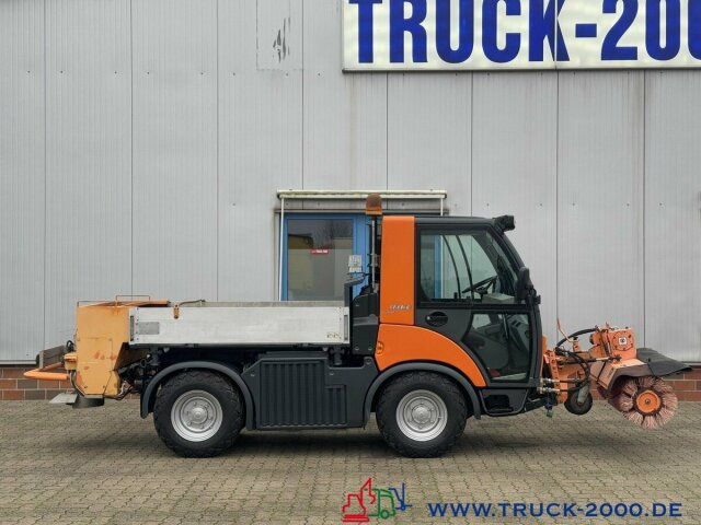 Multicar Tremo X56 Winterdienst Streuer + Besen NUR 14TKM - Road sweeper: picture 5 Multicar Tremo X56 Winterdienst Streuer + Besen NUR 14TKM - Road sweeper: picture 5