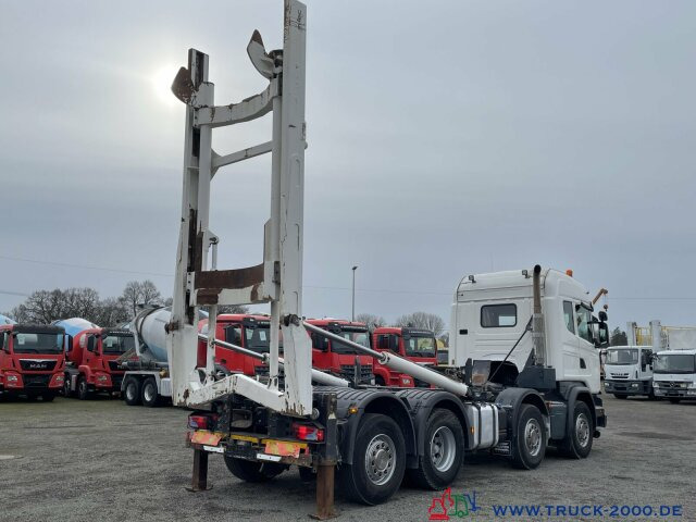 Interior photo 1: Hook lift truck Scania G 450 8x2 M-TEC Silosteller Retar. Deutscher LKW