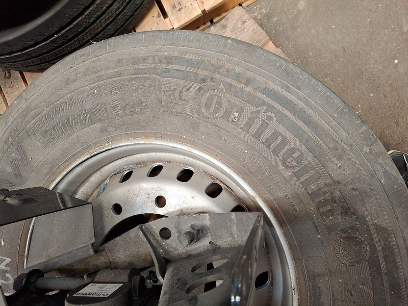 Diversen DIVERSE BANDEN MERKEN - Tire: picture 3 Diversen DIVERSE BANDEN MERKEN - Tire: picture 3