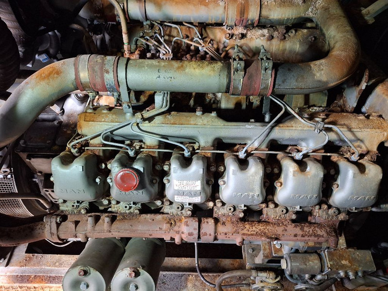 MAN D2842 LE21 - Generator set: picture 5 MAN D2842 LE21 - Generator set: picture 5