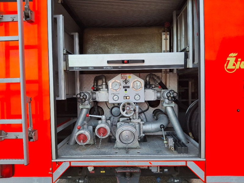 Mercedes-Benz 1120 AF - Fire truck: picture 5 Mercedes-Benz 1120 AF - Fire truck: picture 5