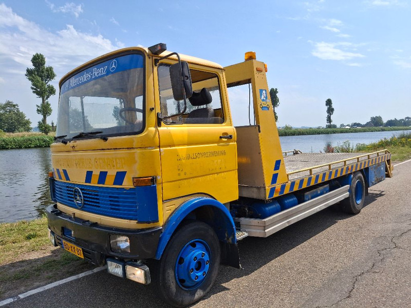 Mercedes-Benz LPL 813 - Tow truck: picture 1 Mercedes-Benz LPL 813 - Tow truck: picture 1