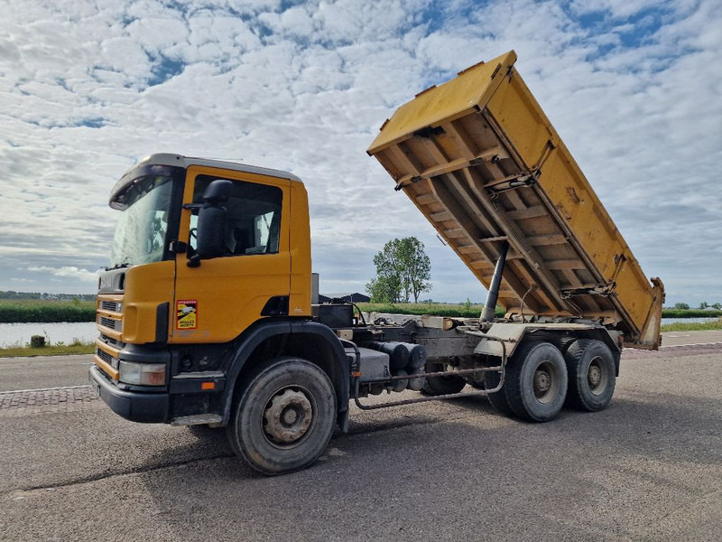 Scania P 124 CB 360 6x4 - Tipper: picture 1 Scania P 124 CB 360 6x4 - Tipper: picture 1