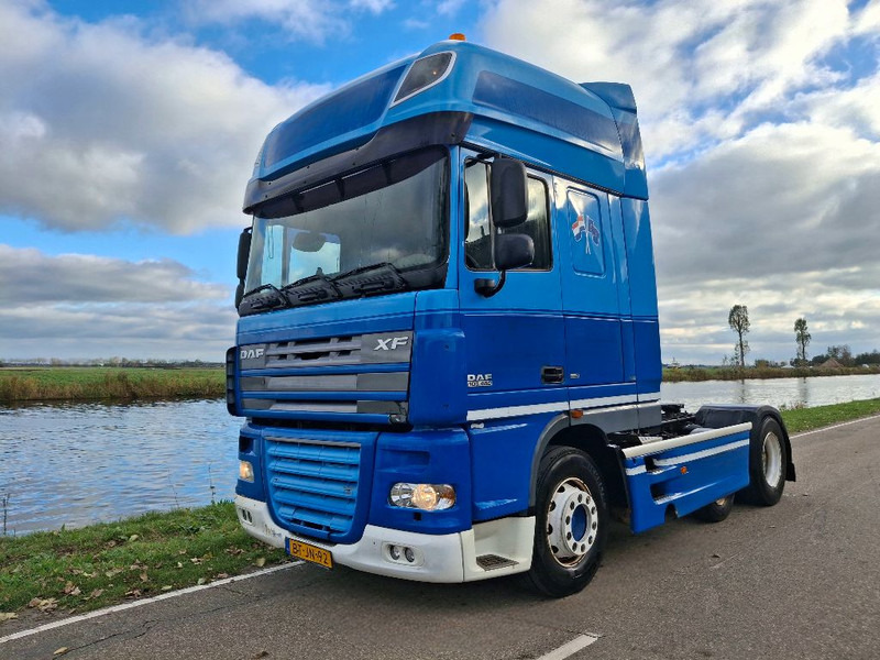 DAF XF 105.460 MANUAL GEARBOX - Tractor unit: picture 1 DAF XF 105.460 MANUAL GEARBOX - Tractor unit: picture 1
