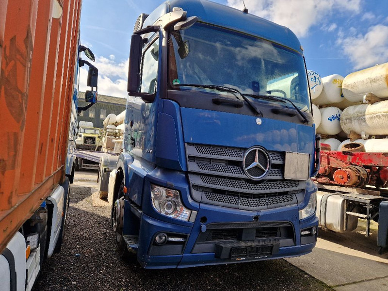 Mercedes-Benz ACTROS 1843 LS - Tractor unit: picture 3 Mercedes-Benz ACTROS 1843 LS - Tractor unit: picture 3