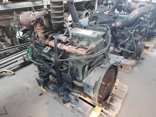 Volvo D7C250 - Engine for Bus: picture 2 Volvo D7C250 - Engine for Bus: picture 2