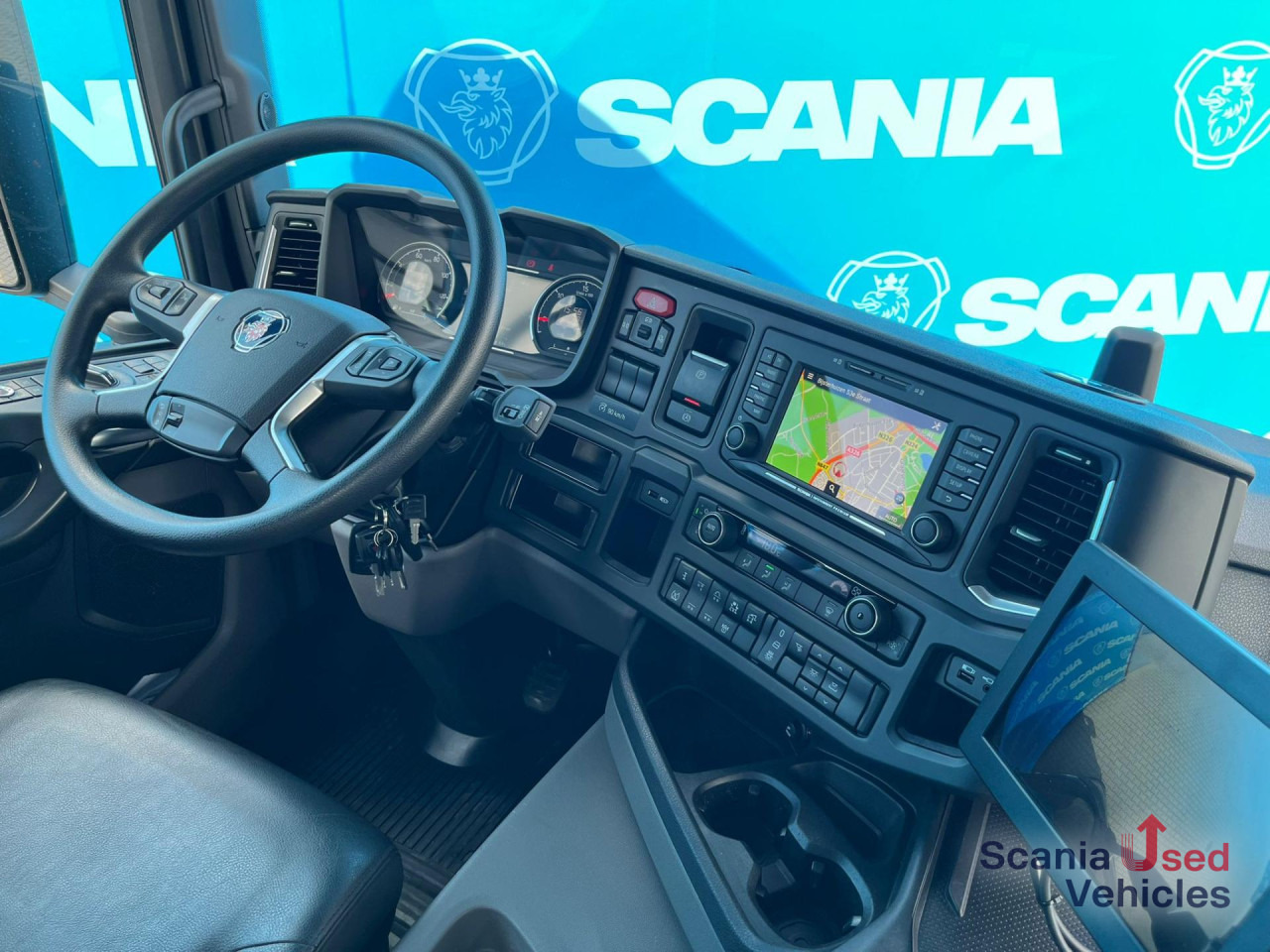 SCANIA G 450 B8x2*6NB DIFF-L HIAB X-HIPRO 262 EP-4 - Dropside/ Flatbed truck: picture 4 SCANIA G 450 B8x2*6NB DIFF-L HIAB X-HIPRO 262 EP-4 - Dropside/ Flatbed truck: picture 4