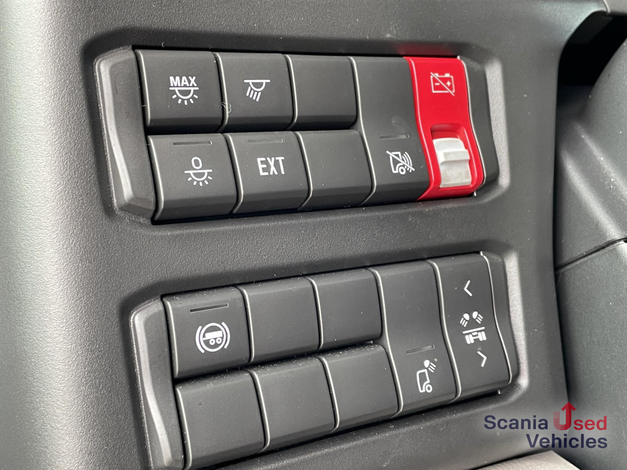 SCANIA R 460 A4x2EB MEGA RETARDER DIFF-L 48DKM SMART2 - Tractor unit: picture 4 SCANIA R 460 A4x2EB MEGA RETARDER DIFF-L 48DKM SMART2 - Tractor unit: picture 4