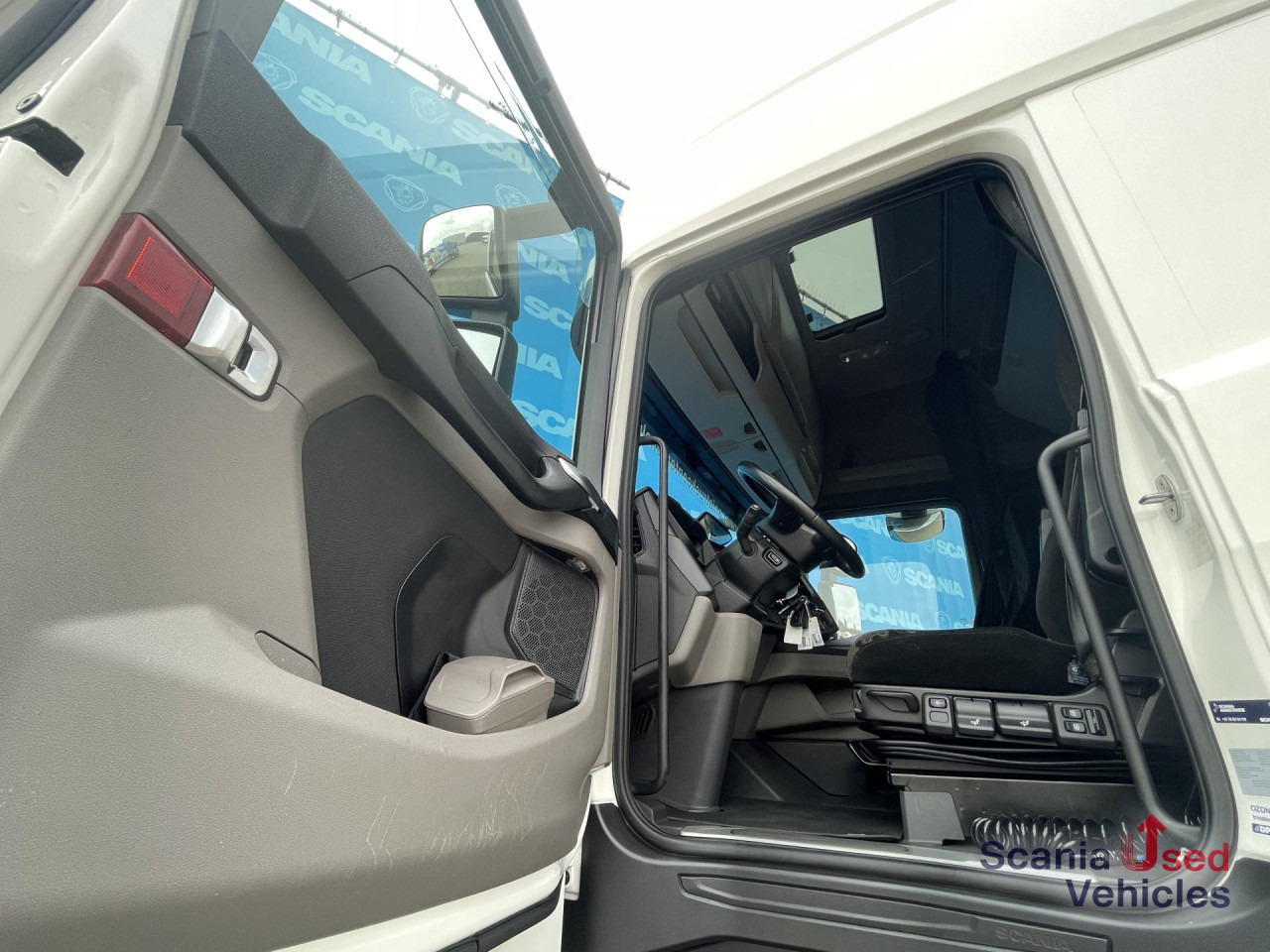 SCANIA S 500 A4x2NB RETARDER P-AIRCO FULL AIR 8T ACC - Tractor unit: picture 4 SCANIA S 500 A4x2NB RETARDER P-AIRCO FULL AIR 8T ACC - Tractor unit: picture 4