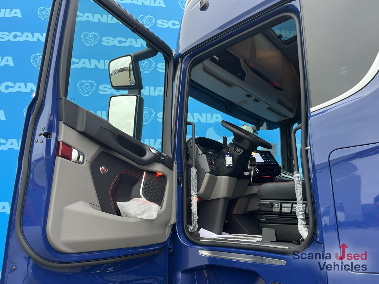 SCANIA S 590 V8 A4x2NB FULL AIR 8T DIFF-L NEW-NEU-NIEUW - Tractor unit: picture 3 SCANIA S 590 V8 A4x2NB FULL AIR 8T DIFF-L NEW-NEU-NIEUW - Tractor unit: picture 3