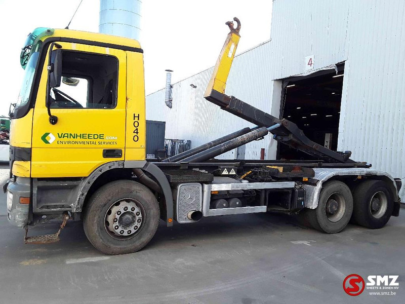 Mercedes-Benz Actros 2636 6x4 steel lames 3x - Container transporter/ Swap body truck: picture 5 Mercedes-Benz Actros 2636 6x4 steel lames 3x - Container transporter/ Swap body truck: picture 5