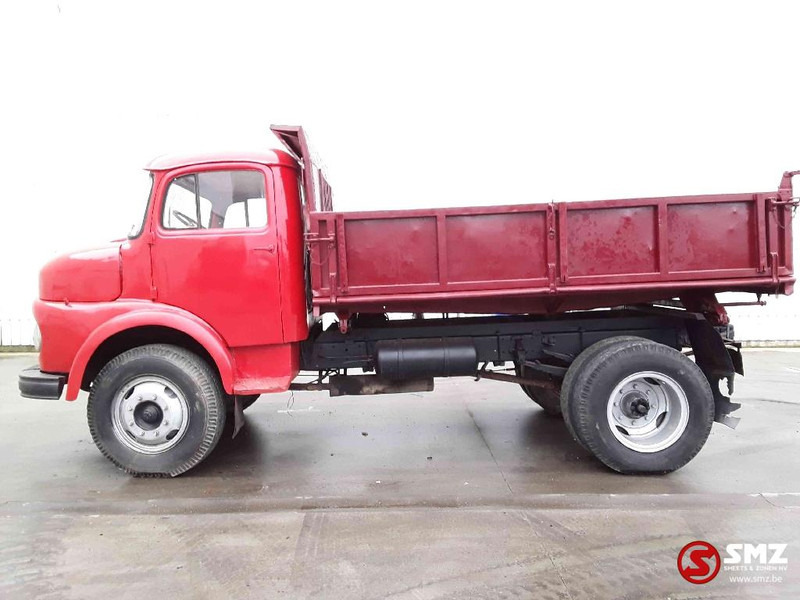 Mercedes-Benz axle broken / pont cassé - Tipper: picture 5 Mercedes-Benz axle broken / pont cassé - Tipper: picture 5