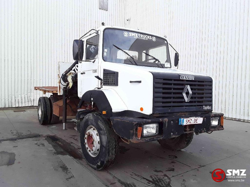 Renault C 210 - Tipper, Crane truck: picture 1 Renault C 210 - Tipper, Crane truck: picture 1