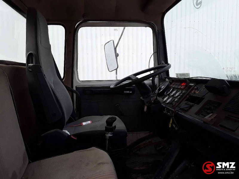 Cab chassis truck Renault CBH 340: picture 6