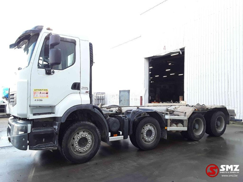 Renault Premium 430 8x4 - Cab chassis truck: picture 5 Renault Premium 430 8x4 - Cab chassis truck: picture 5
