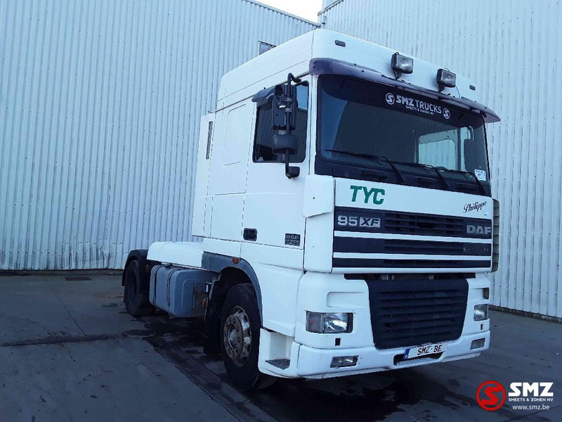 DAF XF 430 Spacecab Euro 2 - Tractor unit: picture 1 DAF XF 430 Spacecab Euro 2 - Tractor unit: picture 1