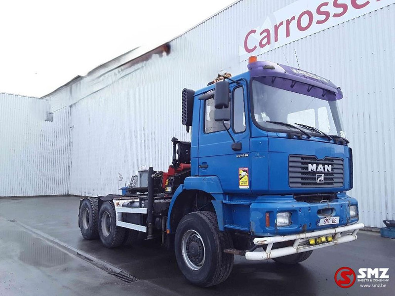 MAN 27.414 6x6 417'km - Tractor unit: picture 1 MAN 27.414 6x6 417'km - Tractor unit: picture 1