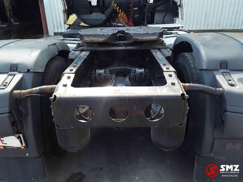 Tractor unit MAN TGA 18.440 maniual: picture 12