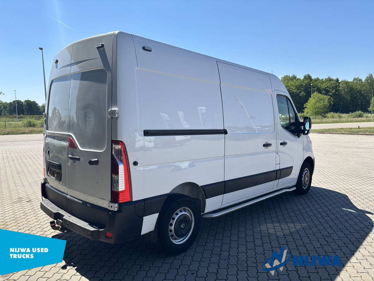 Renault Master T35 170 L2H3 Camera + Trekhaak Kasten - Panel van: picture 3 Renault Master T35 170 L2H3 Camera + Trekhaak Kasten - Panel van: picture 3