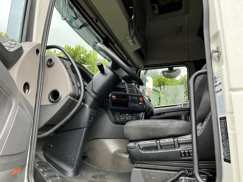 DAF XF 480 FT SC Euro6 - Tractor unit: picture 5 DAF XF 480 FT SC Euro6 - Tractor unit: picture 5