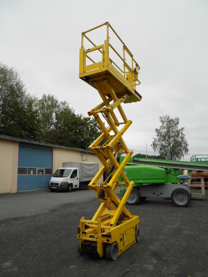 Genie GS 1930, Scherenarbeitsbühne Genie 8 m - Scissor lift: picture 2 Genie GS 1930, Scherenarbeitsbühne Genie 8 m - Scissor lift: picture 2