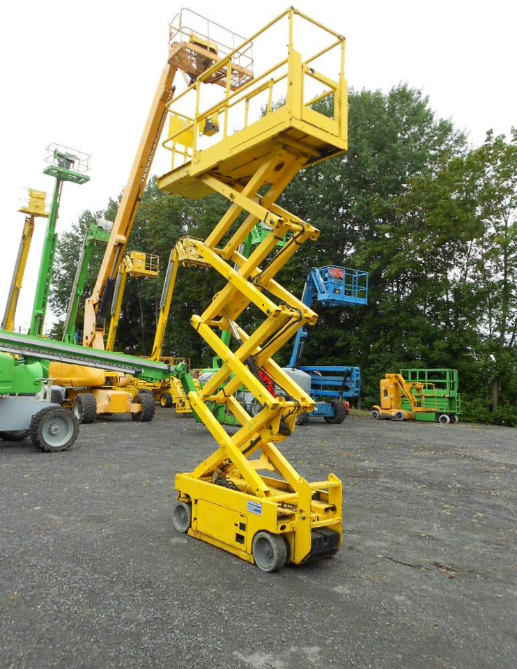 Genie GS 1930, Scherenarbeitsbühne Genie 8 m - Scissor lift: picture 4 Genie GS 1930, Scherenarbeitsbühne Genie 8 m - Scissor lift: picture 4