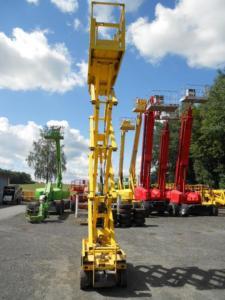 Genie GS 1932, Scherenarbeitsbühne Genie 8 m Genie GS 1932, Scherenarbeitsbühne Genie 8 m - Scissor lift: picture 3 Genie GS 1932, Scherenarbeitsbühne Genie 8 m Genie GS 1932, Scherenarbeitsbühne Genie 8 m - Scissor lift: picture 3